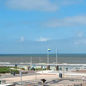 Bamboa Beachhouse Apartment